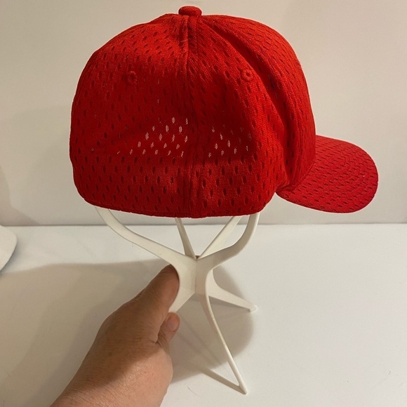 REDS Fitted Hat by Proflex S/M (CN) - Picture 7 of 11